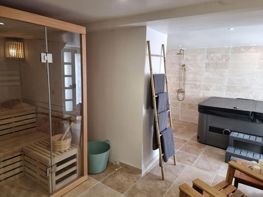 Nalan Orrygeois, Spa, Sauna, Proche Asterix Dış mekan fotoğraf